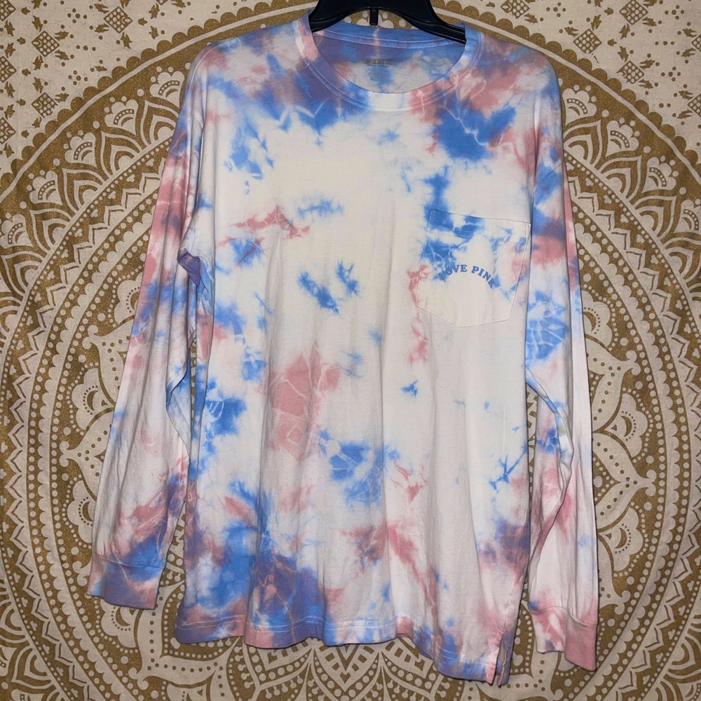 ✨HP✨ NWT “PINK” LADIES TIE-DYED LONG SLEEVED SHIRT WITH FRONT POCKET, SIZE SMALL